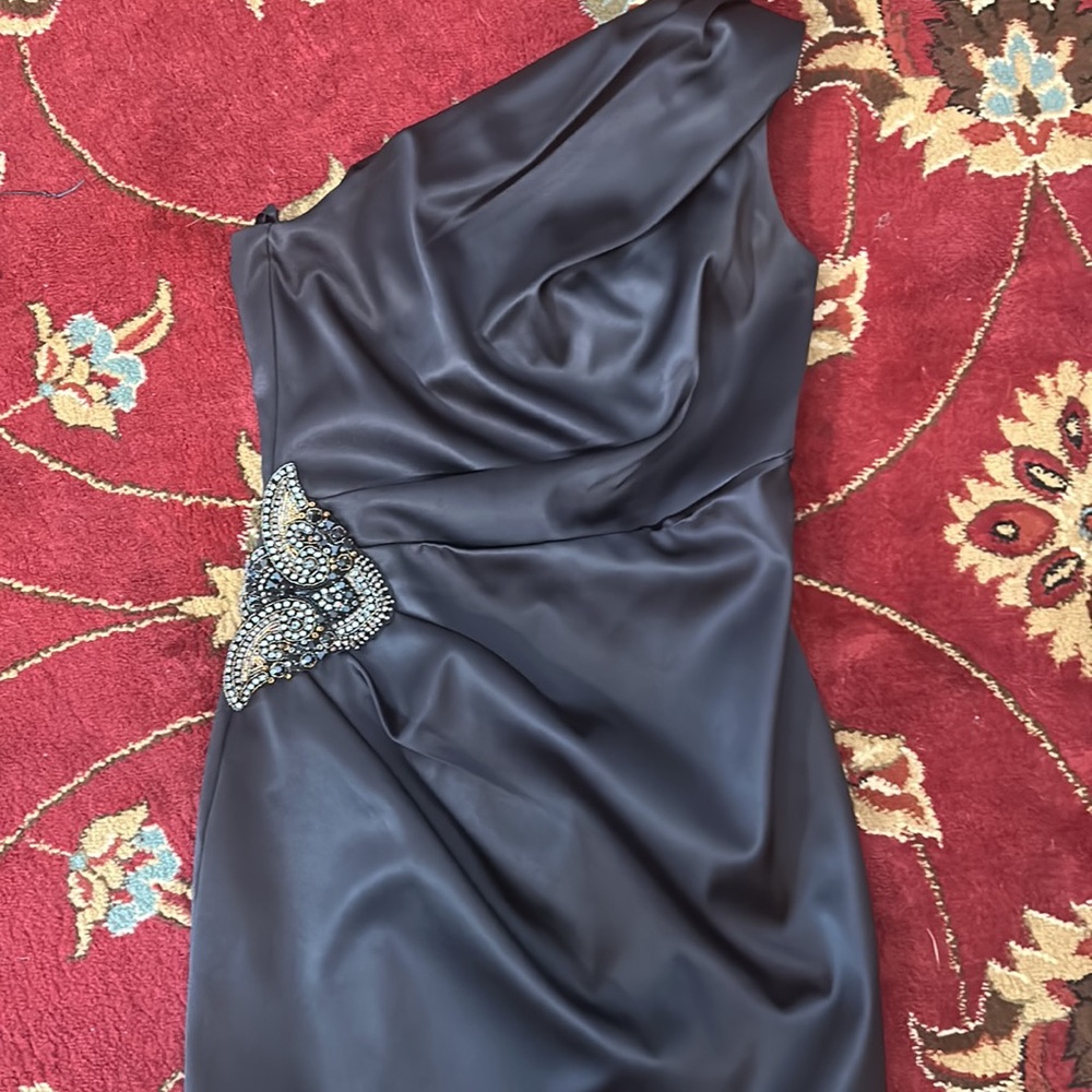 Eliza J black satan cocktail dress EUC SIZE 4 - Picture 6 of 7